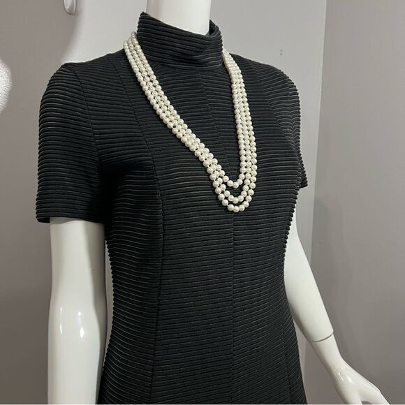 Akris Punto Black Flared Hem Ribbed Knit‎ Short Sleeve Black Dress - 8 - Picture 6 of 16